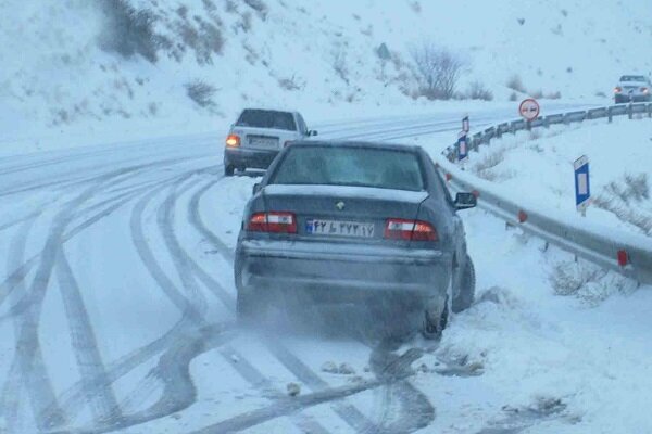 اجرای طرح زمستانه در جاده های برف گیر خوزستان