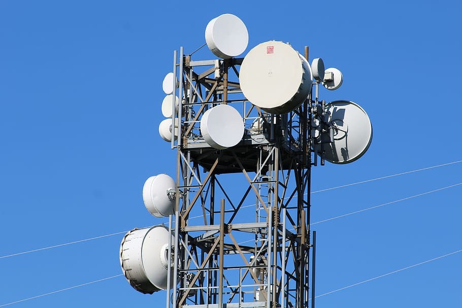 بهبود آنتن دهی خطوط همراه و اینترنت در دزفول