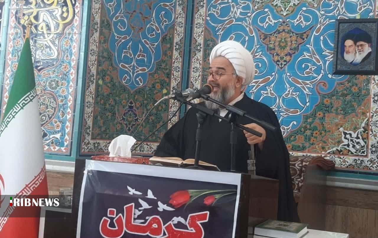 امام جمعه نقده:دشمنان اسلام از کلمه شهادت  واهمه دارند