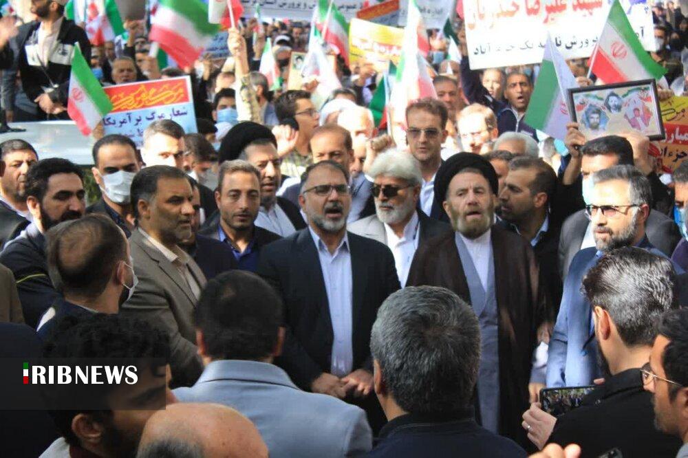 راهپیمایی مردم لرستان در محکومیت حادثه تروریستی کرمان