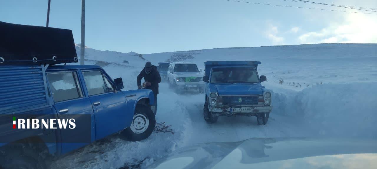 کولاک برف در راههای روستایی صفاییه  و قطور  خوی