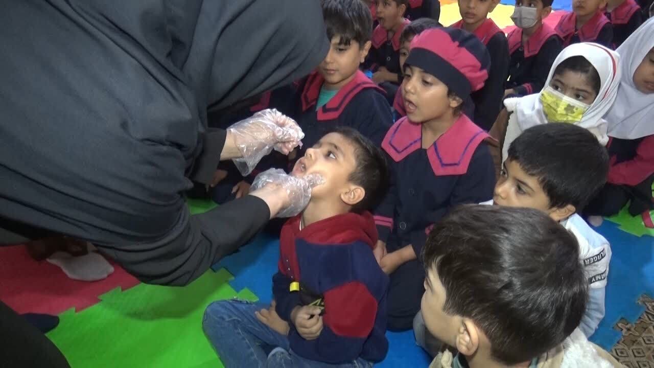 طرح تکمیلی واکسیناسیون فلج اطفال کودکان زیر ۵ سال