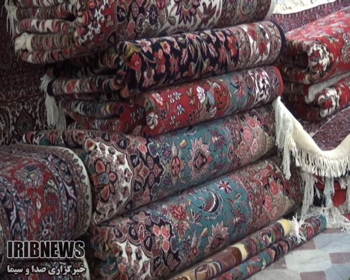 تولید فرش‌های ۴۵۰ میلیاردی به همت بانوان هنرمند خراسان جنوبی