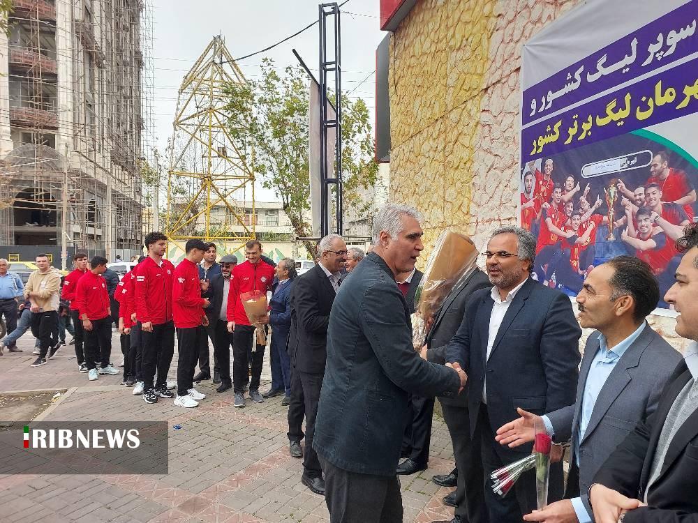 استقبال از نائب قهرمان والیبال جوانان کشور در گنبدکاووس