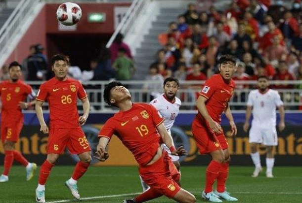 نخستین تساوی بدون گل جام هجدهم را چین و تاجیکستان رقم زدند