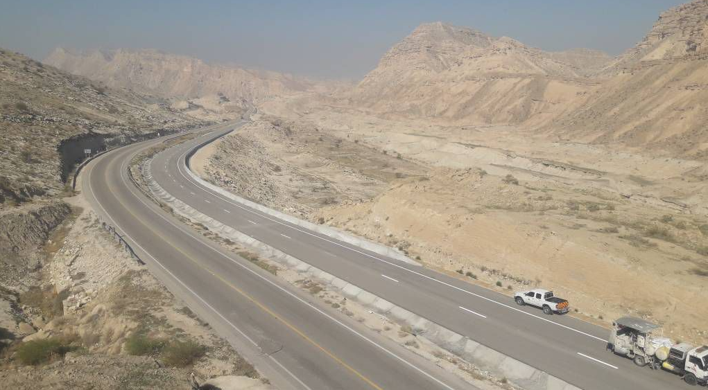 بهره برداری ۱۱ کیلومتر از باند دوم جم- فیروزآباد