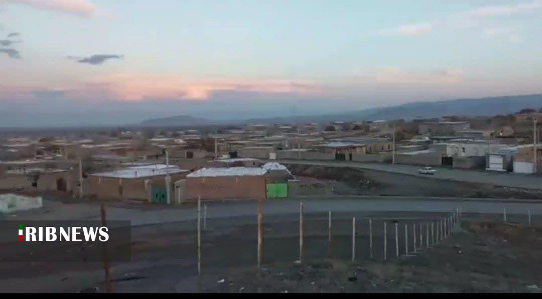 کمبود فضای آموزشی در روستای چخماقلوی پلدشت