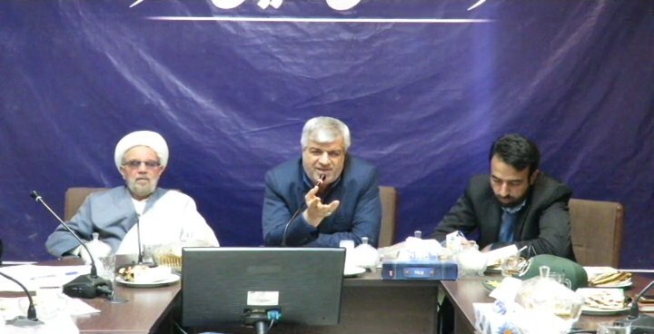 نشست مشارکت حداکثری در انتخابات در خمینی شهر