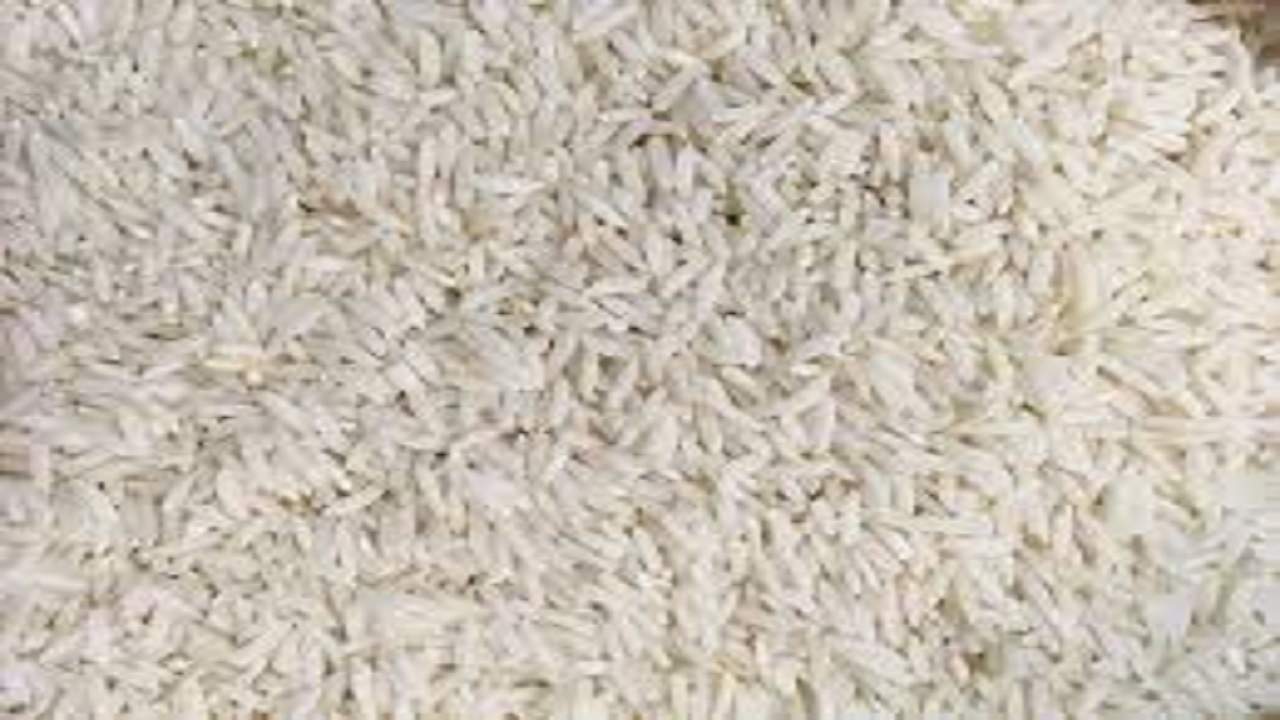 کشف ۴ تن برنج خارجی قاچاق در بناب