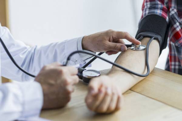 شناسایی ۹ هزار نفر مشکوک به فشار خون و دیابت در مهاباد