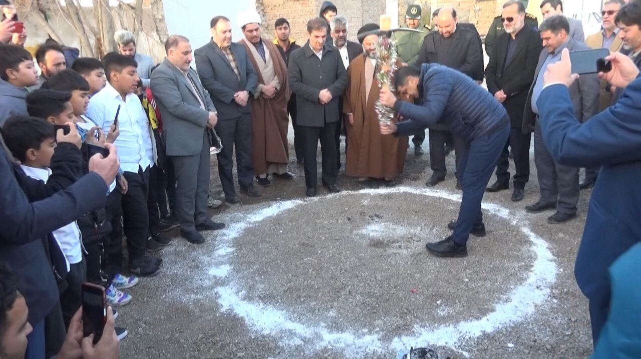 کلنگ زنی و ساخت آموزشگاه شش کلاسه روستای باغسالار فریمان