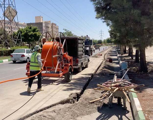 اجرای طرح فیبرنوری منازل و کسب و کار‌ها در ۱۰ شهر اصفهان