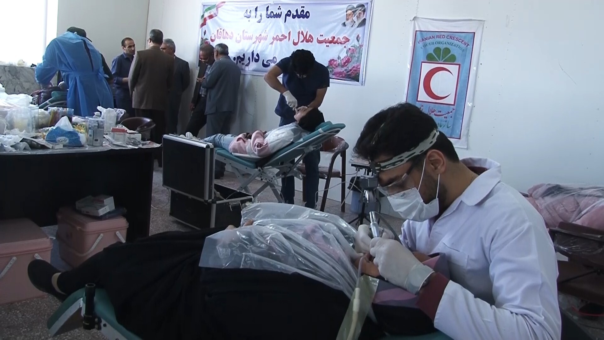 ارائه خدمات دندانپزشکی گروه جهادی حیدرکرار در شهرستان دهاقان
