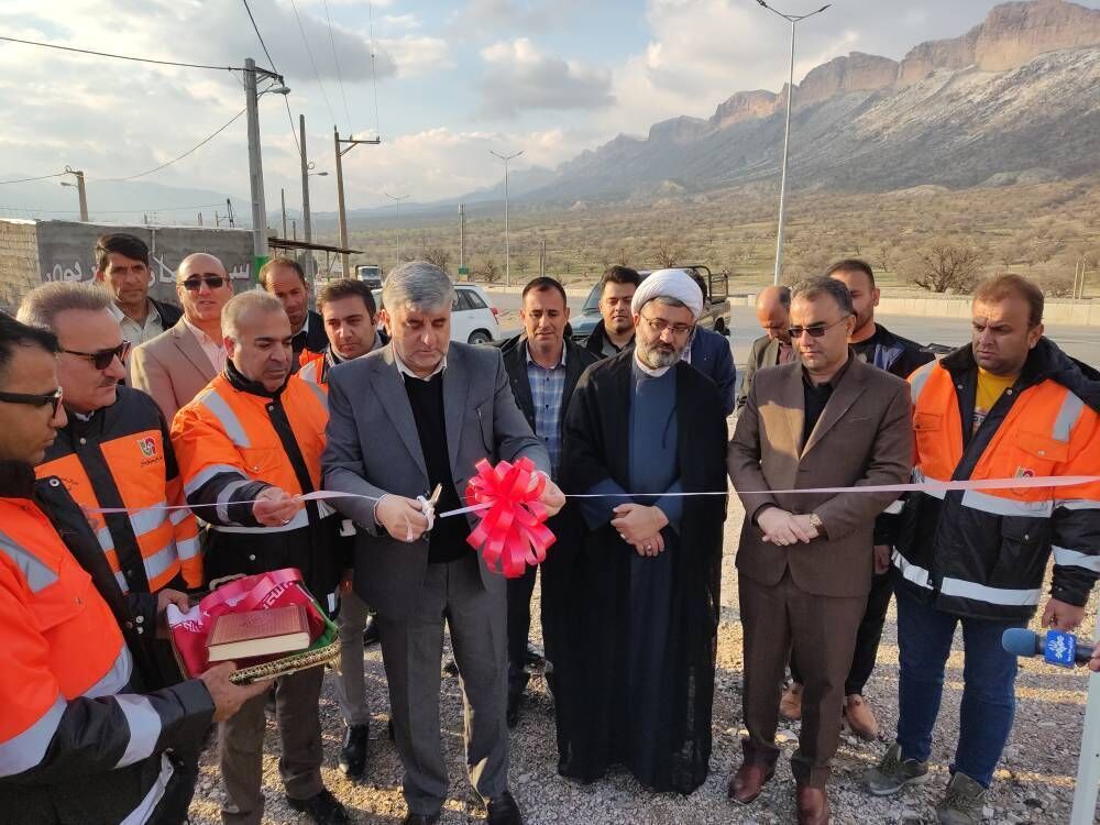 طرح راه سازی در ۷ روستای شهرستان چوار به مقصد رسید