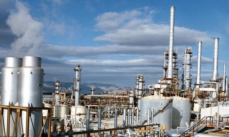 افتتاح و کلنگ‌زنی طرح های سرمایه‌ای و زیرساختی پالایشگاه گاز