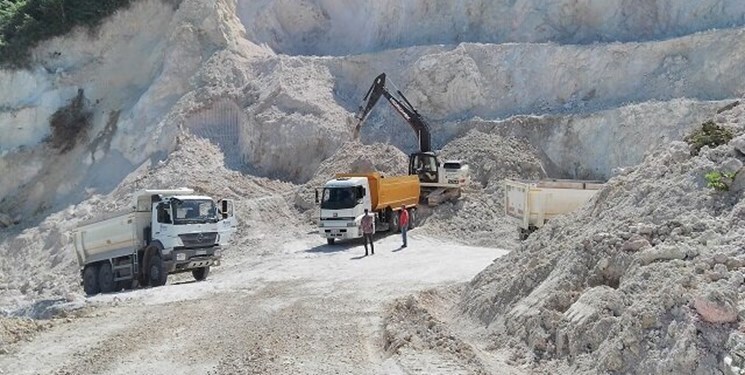 بهره برداری از ۸ پهنه معدنی خراسان جنوبی با مشارکت بخش خصوصی
