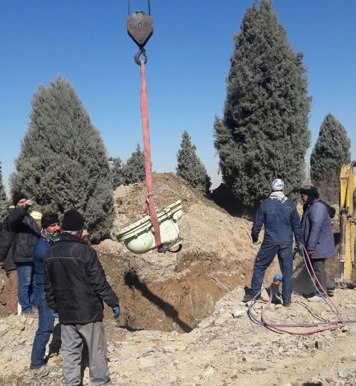 برطرف شدن شکستگی لوله انتقال آب در اصفهان