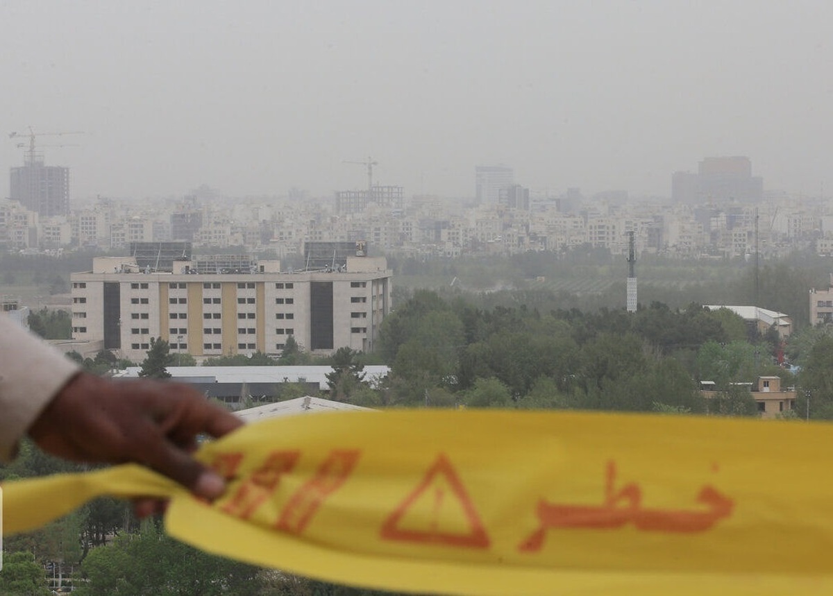 هوای کلانشهر مشهد آلوده است