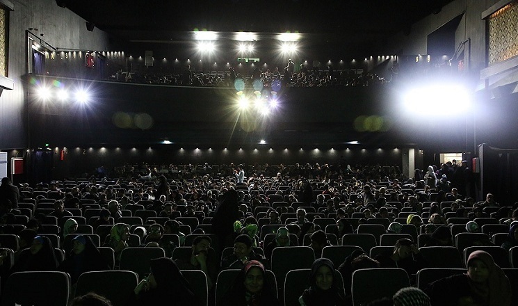 ۱۷ هزار و ۶۶۸ نفر تماشاگر فیلم‌های فجر امسال در سینما‌های مشهد بودند