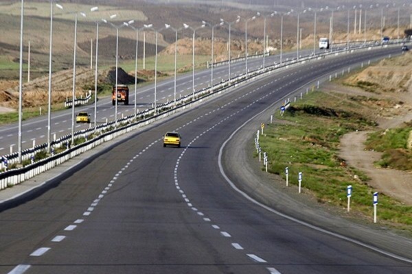 خط کشی بیش از ۸ هزار کیلومتر از جاده‌های خوزستان