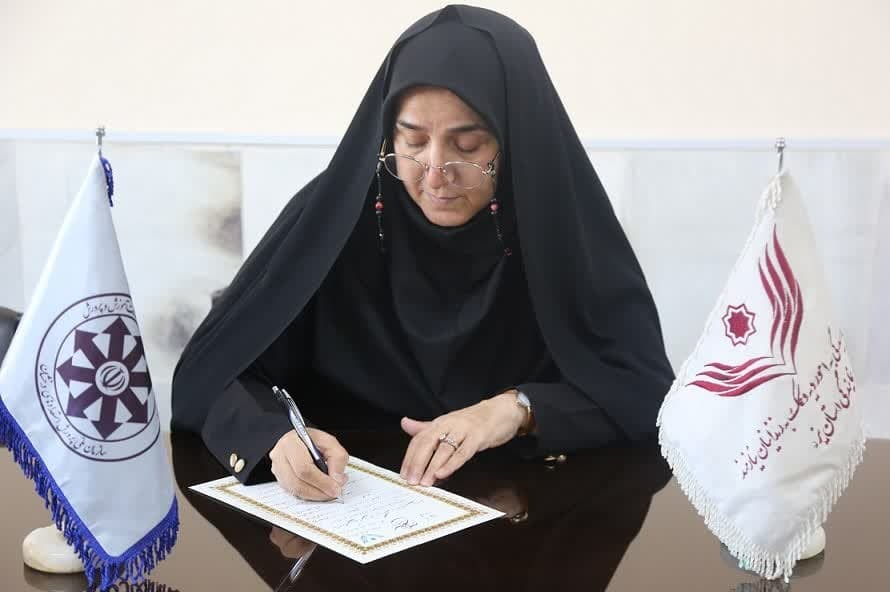 آزادی مادر زندانی با کمک دانش آموزان دبیرستان دخترانه دوره اول فرزانگان یزد