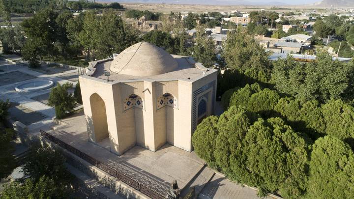 بازگشایی مجدد آرامگاه شیخ ابوالحسن خرقانی در بسطام