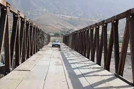 بازگشایی دهانه پل‌های کل‌تپه و گاومیشان در مهاباد 
