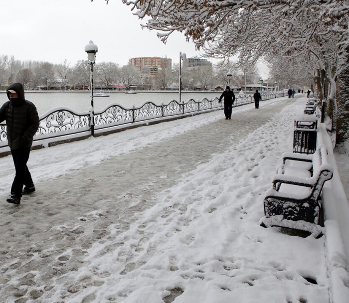 حداقل دما در آذربایجان‌غربی به ۱۵ درجه زیرصفر رسید