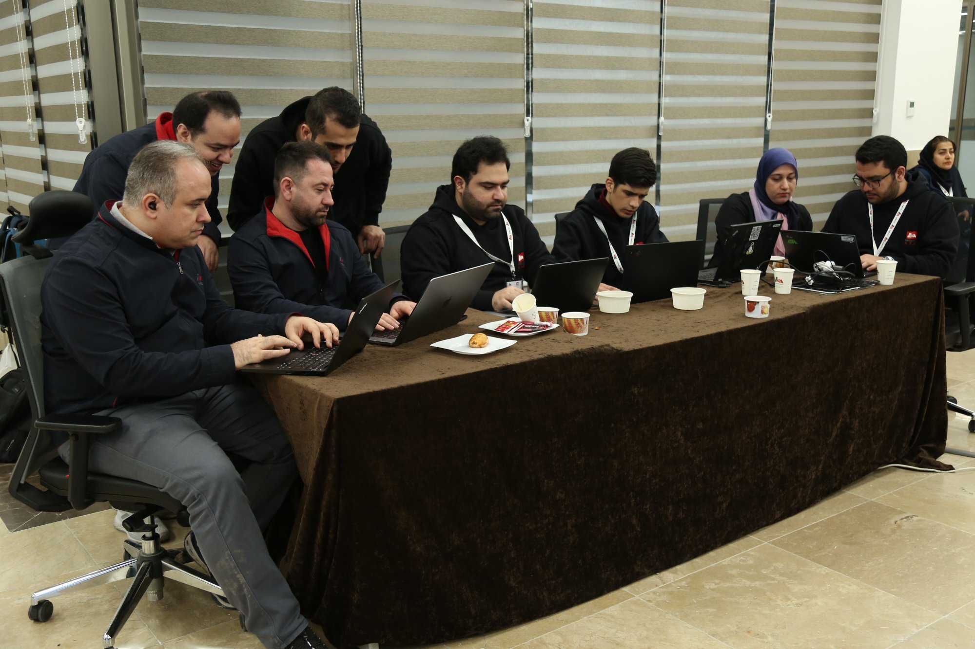 نخستین مسابقه بینالمللی فتح پرچم مکو برگزار شد نخستین مسابقه بینالمللی فتح پرچم مکو برگزار شد