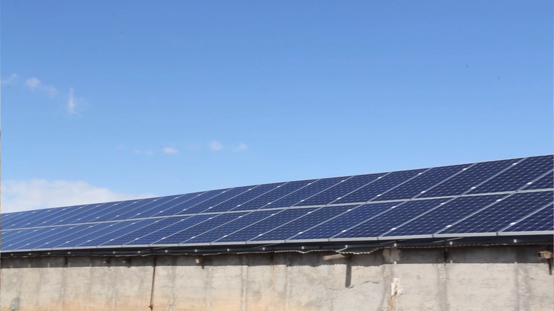 وجود ۷۳ نیروگاه خورشیدی مقیاس کوچک در شهرستان فریدن