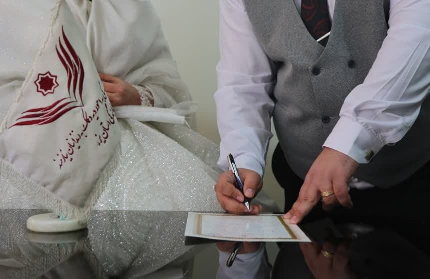 اقدام ماندگار زوج یزدی در زیباترین روز زندگی