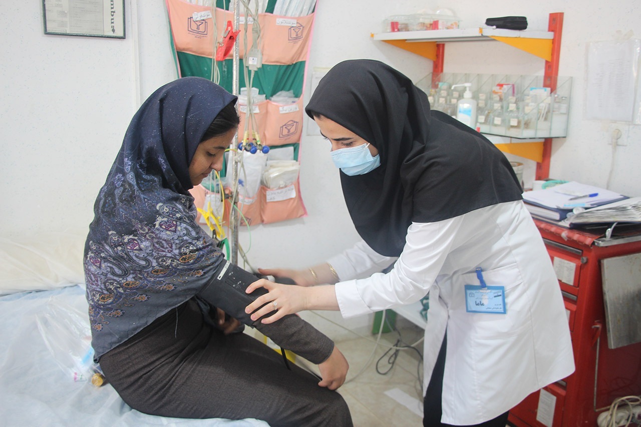 ارائه خدمات مراقبتی رایگان به جوانان زیر پوشش مرکز بهداشت غرب اهواز