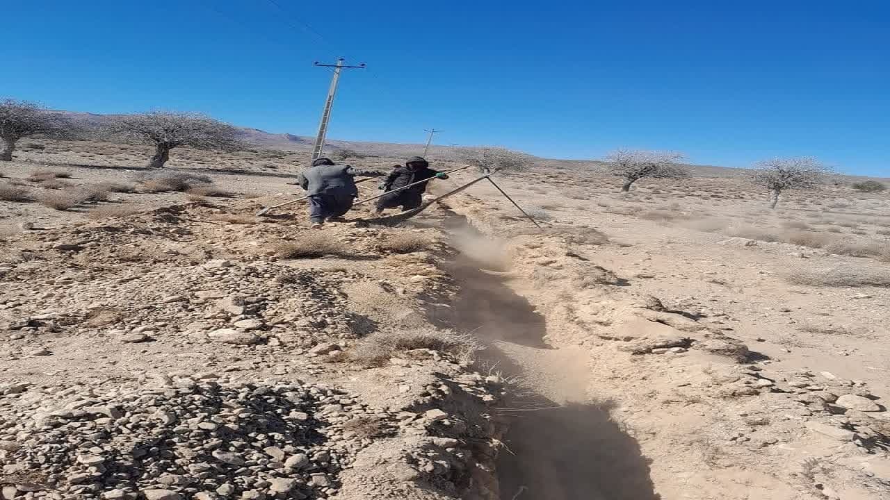 اصلاح خط انتقال آب روستای شوروئیه شهرستان خاتم