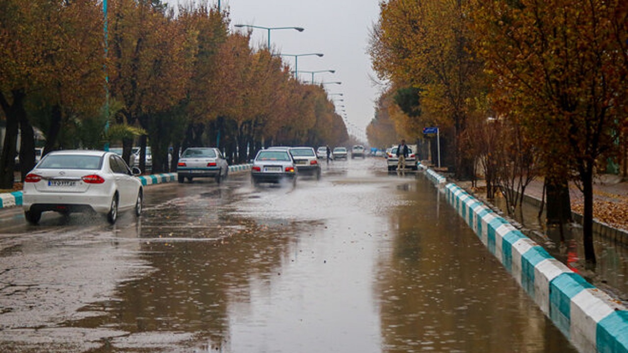 بارش در راهِ اصفهان