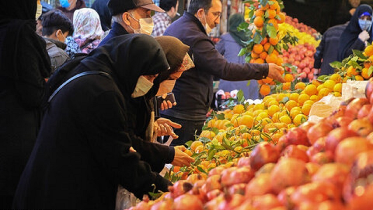 توزیع میوه شب در آذربایجان غربی