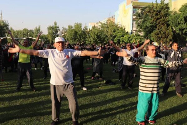 راه اندازی ورزش صبحگاهی در سطح ۳۴ بوستان از ۷۰۰ بوستان شهر کرمانشاه