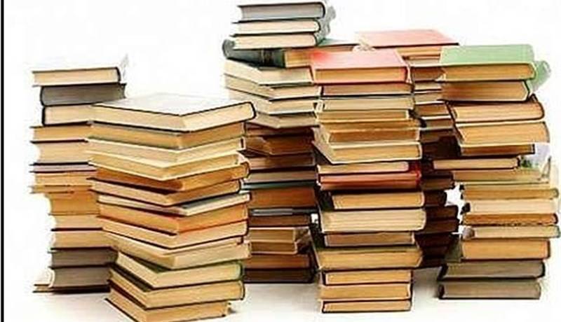 اهدای بیش از ۲۰۰ جلد کتاب به گروه جهادی انصار بقیه الله شهرستان نقده