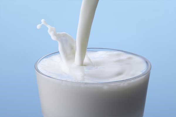 شیر را سرد بخوریم یا گرم؟