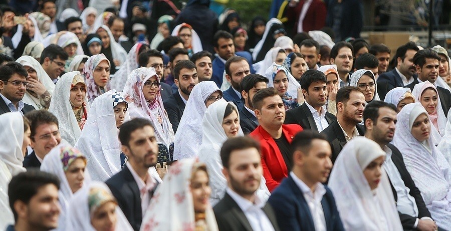 مراسم ازدواج دانشجویی دانشجویان دانشگاه آزاد در حرم امام رئوف