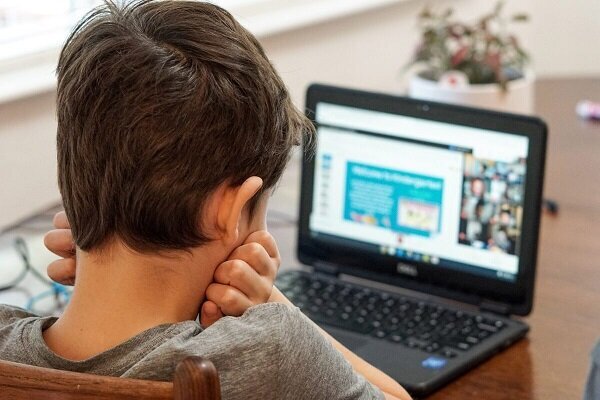یکصد کودک انگلیسی، قربانی روزانه باجگیران فضای مجازی