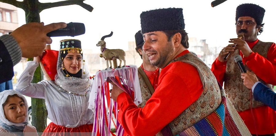 برپایی نمایشگاه صنایع دستی و نوروزگاه در چند نقطه ارومیه