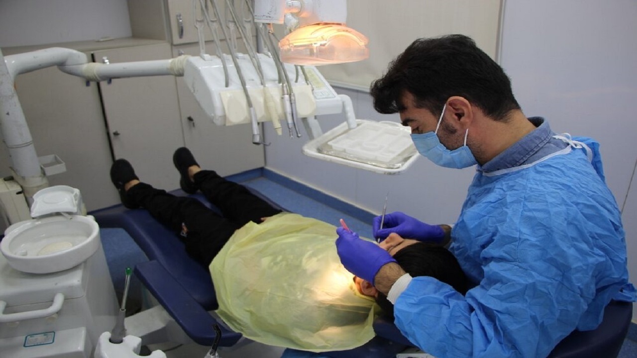 ارائه خدمات دندان‌پزشکی با پایین‌ترین تعرفه 