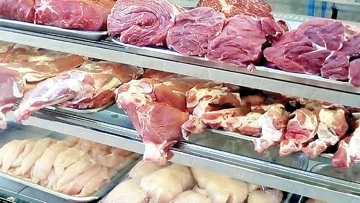 کشف احتکار ۶ تن گوشت و مرغ تنظیم بازار در همدان