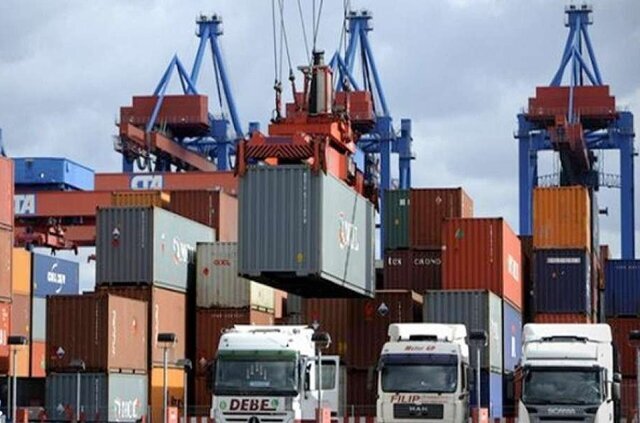 صادرات یک میلیون و ۳۴۵ هزار تن کالا از خوزستان در یک ماه