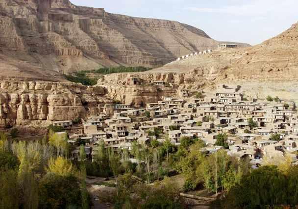 کمبود امکانات رفاهی در روستای گلیان به روایت شهروند خبرنگار