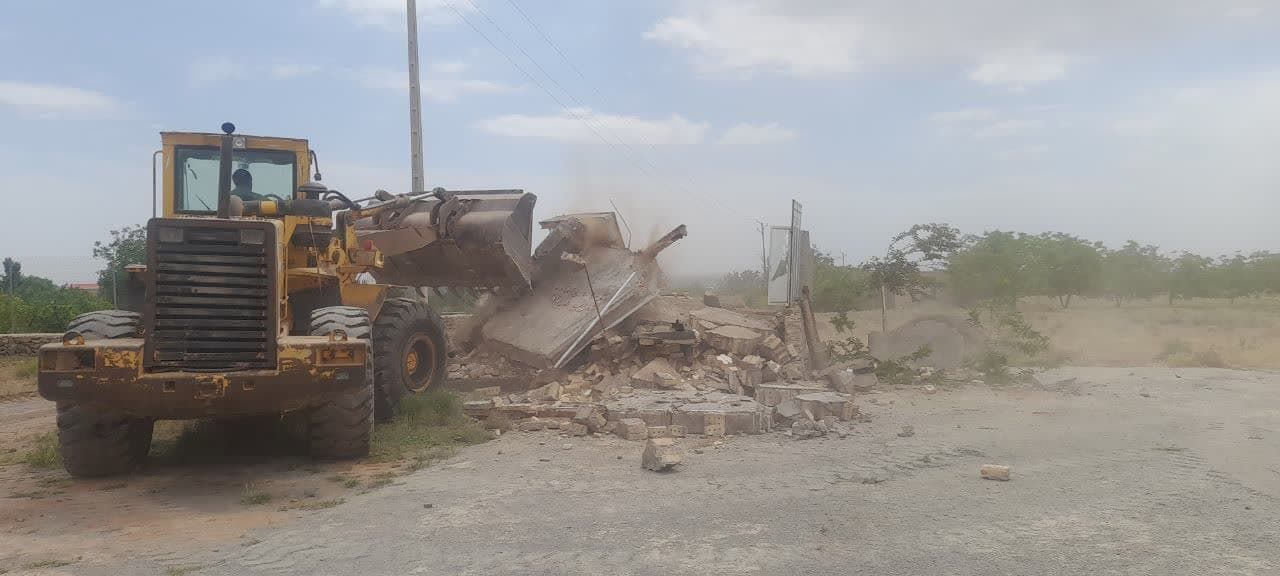 قلع وقمع ساخت وسازهای غیر مجاز در نیشابور