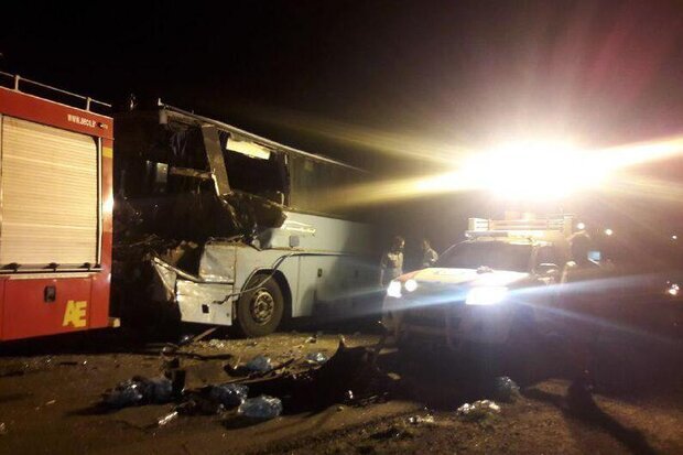 ۵ کشته و چندین زخمی در تصادف اتوبوس و سواری در گلوگاه