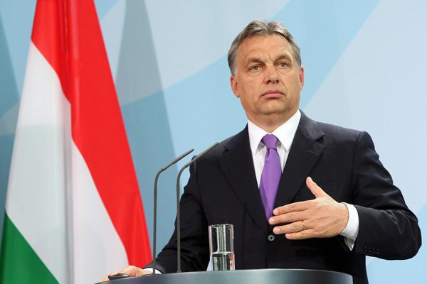 نخست وزیر مجارستان: روسيه شکست نمي خورد
