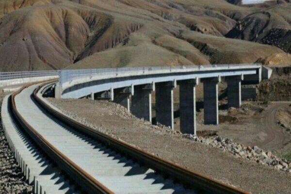 ساخت پل متحرک راه‌آهن شلمچه- بصره بر روی اروندرود به دست مهندسان ایرانی