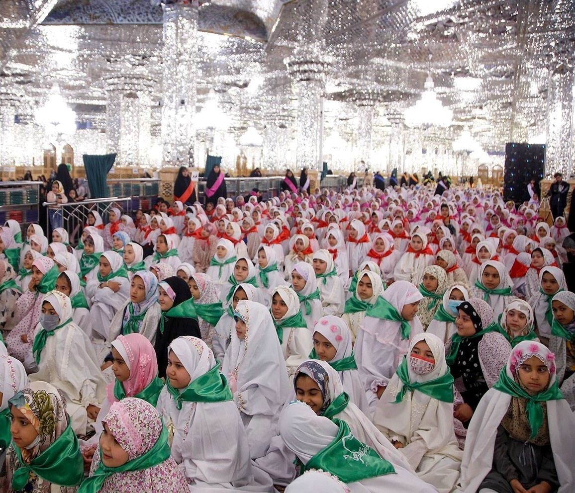 «بشائر المیلاد» میزبان دختران تازه مکلف جهان اسلام